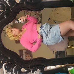 H&M hot pink crop top nitted Sweater (A.K.A Barbie top!!)